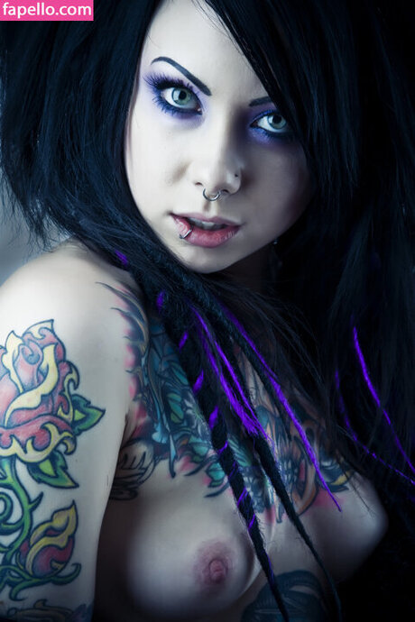 MeGaN MaSsACrE high quality model galleries