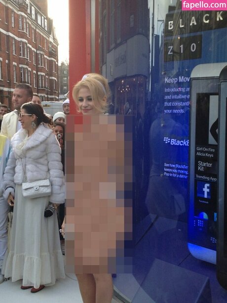 Pixie Lott perfect model archive