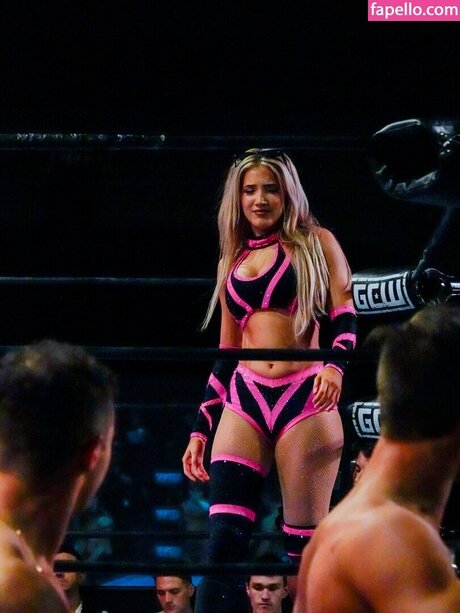 Zayda Steel perfect actress images