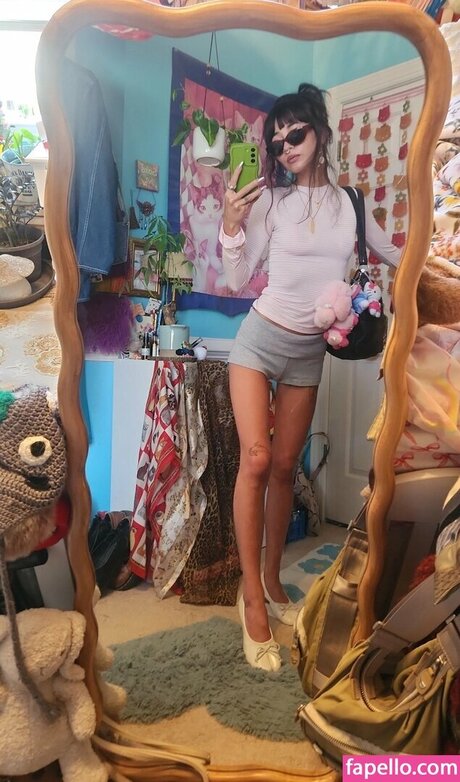 mama moons hd pornstar image