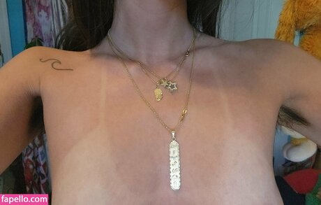 mama moons pornographic model picture