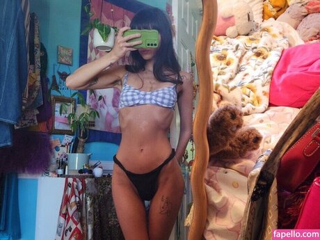 mama moons erotic model pictures