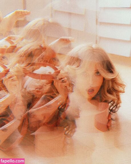 Mushbugs beautiful model image