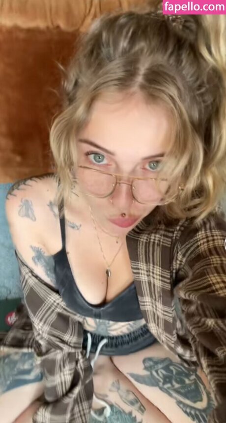 Mushbugs free actress pictures