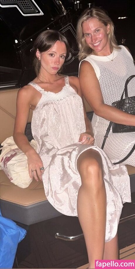 Lily Mo Sheen star nude archive