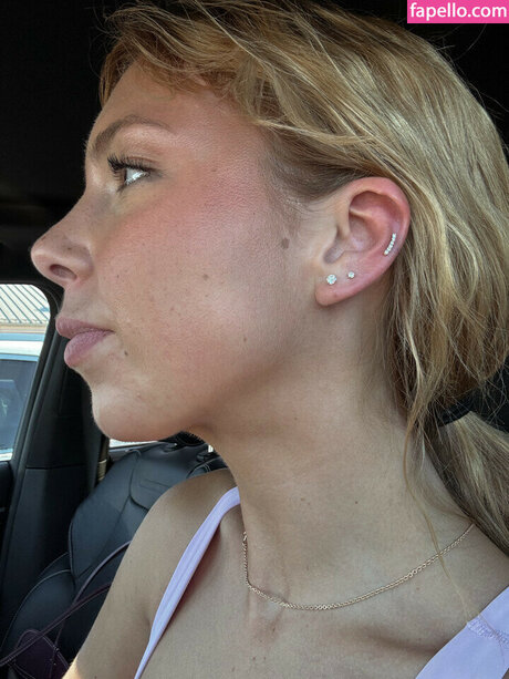 Madison Humphrey pornstar exclusive image