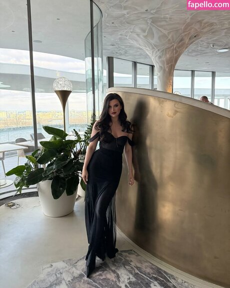 glazalinkaaa model xxx photos