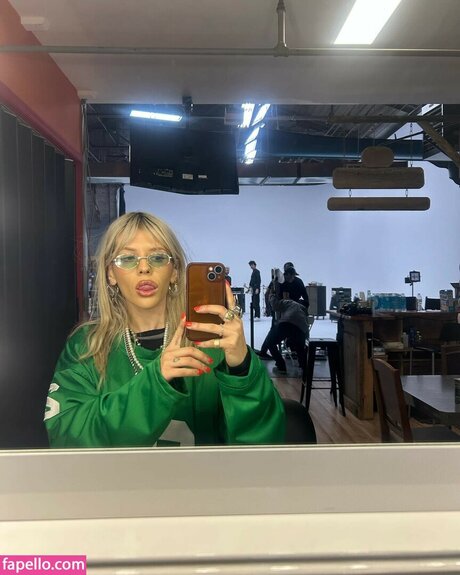 Kat Madeira nude actress pics