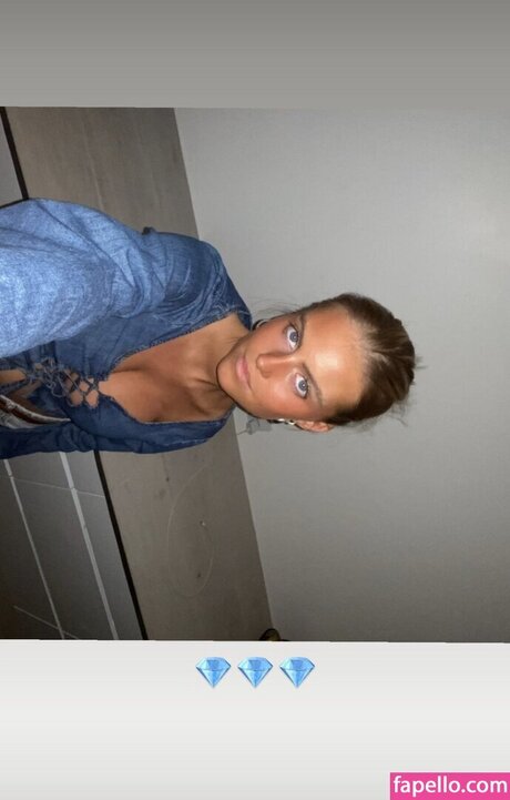 Sofie Houman model high quality photos