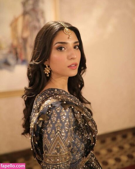 Ramsha Khan high quality star images