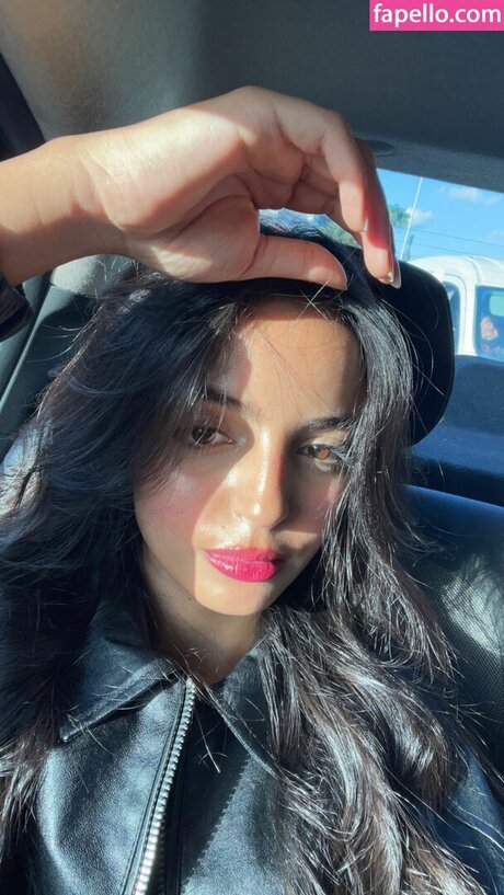 Momortelle Immomortelle pornstar nudes picture