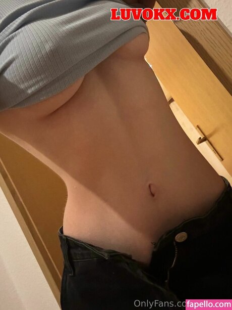 Junge Karoline pornstar erotic photos