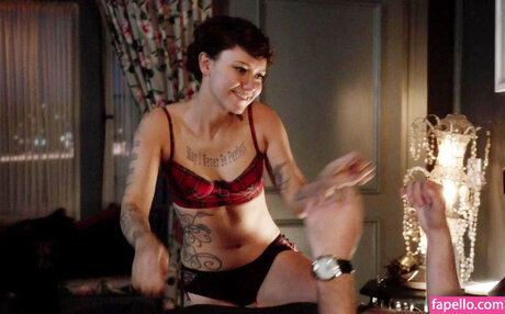 Valorie Curry pornstar art photos