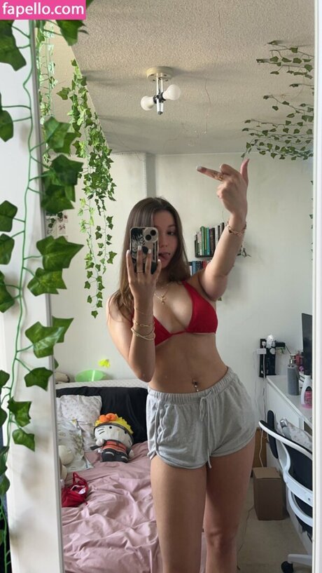 JFHailey star exclusive photos