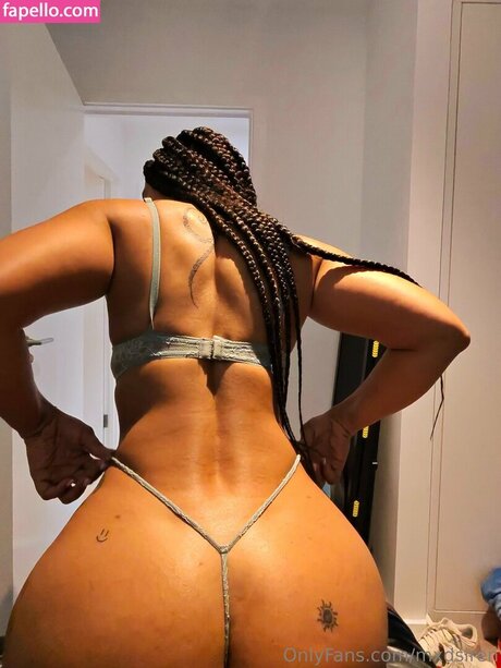 Shanny Streete model top img