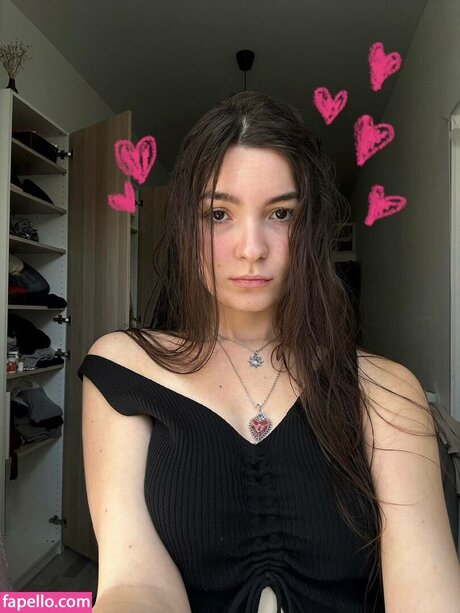 Cloveralice erotic star img