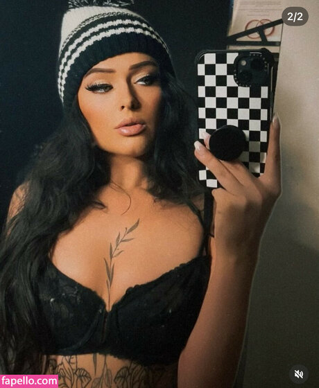 Amberlynnwhite adult model pictures