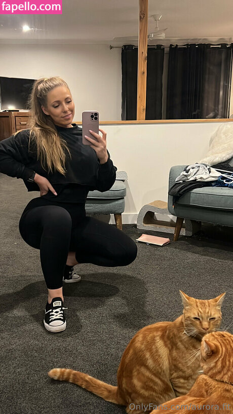 aurora fit nudes model images