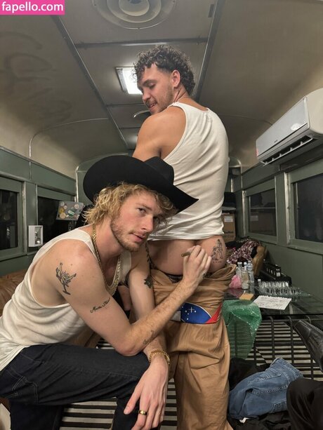 yunggravy pornographic star img