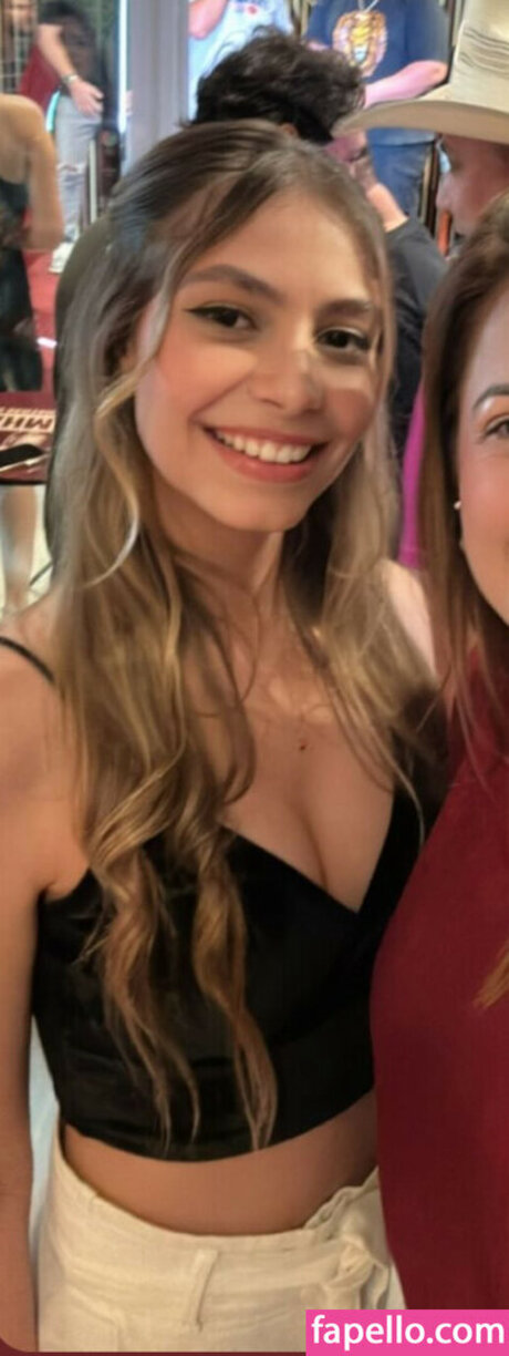 Julia Castrom top model pictures