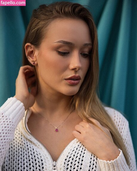 Oliwia Petryna nudes actress pics