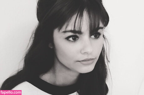 Jacquielee star art pics