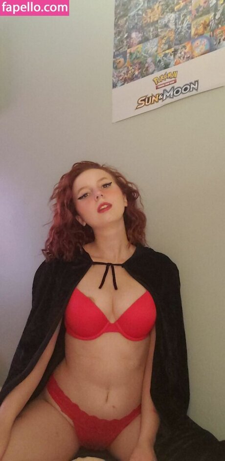 Jessicahenlo nude actress pic