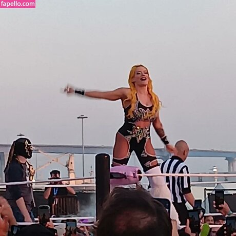 Willow Nightingale star pornographic picture