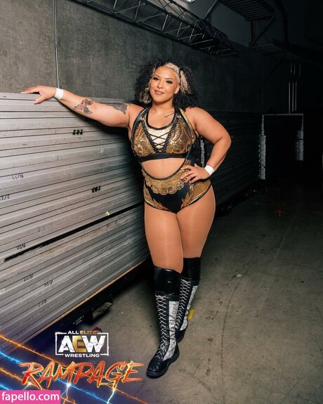 Willow Nightingale beautiful actress images