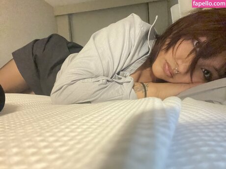 nomamesnico pretty actress photo