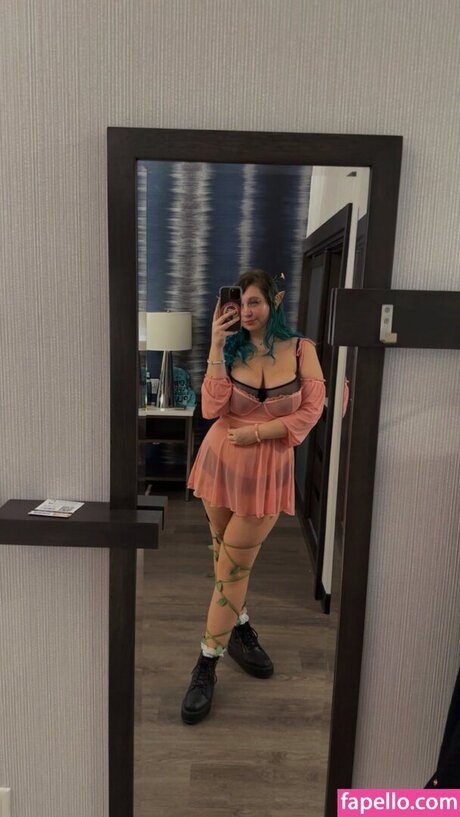 too0ldcat star nudes galleries