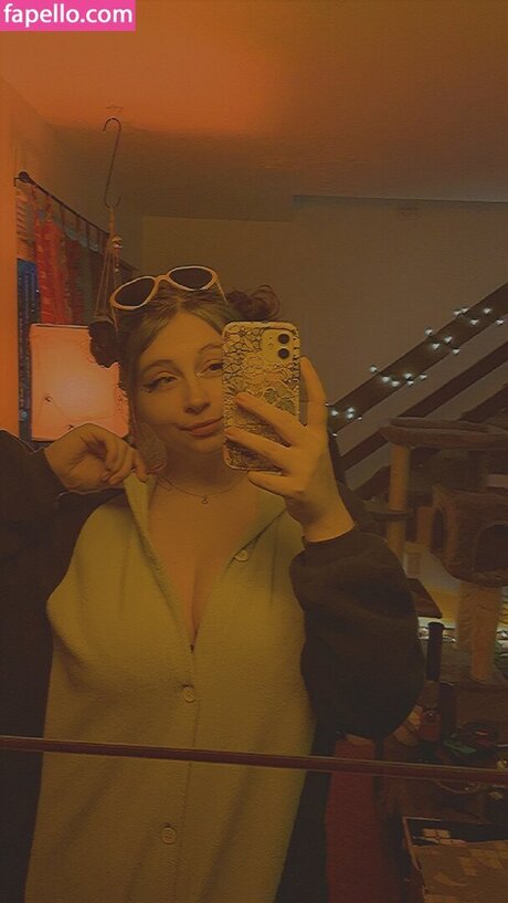 too0ldcat sexy actress images