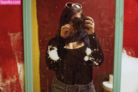 too0ldcat model nude pic