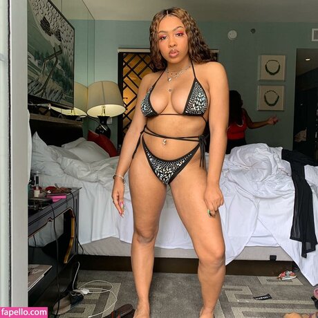 iamdesides free model image