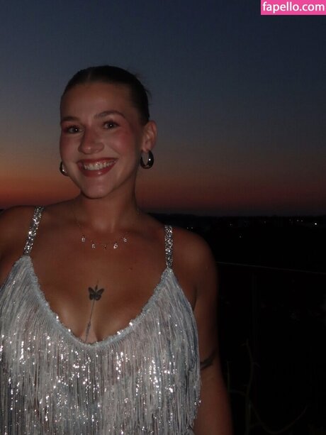 Esther Burden Profile pic