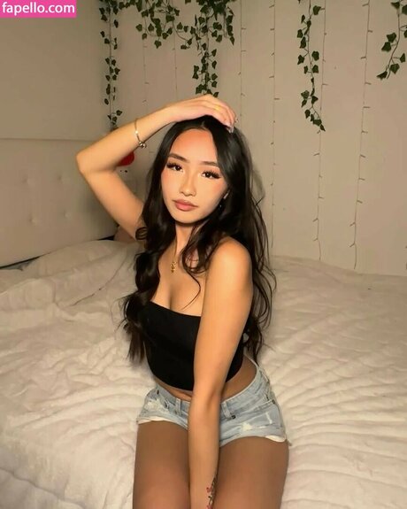 Daisy Chang adult model archive