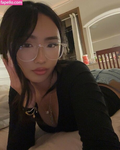 Daisy Chang model pretty galleries