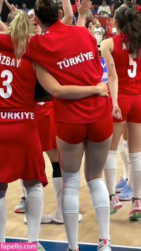 Emma Belle pretty actress photos