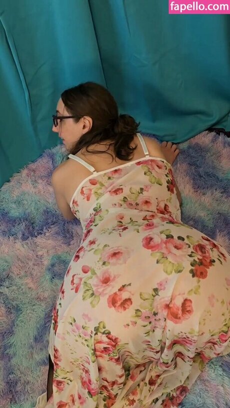 Sketchylady star beautiful photo