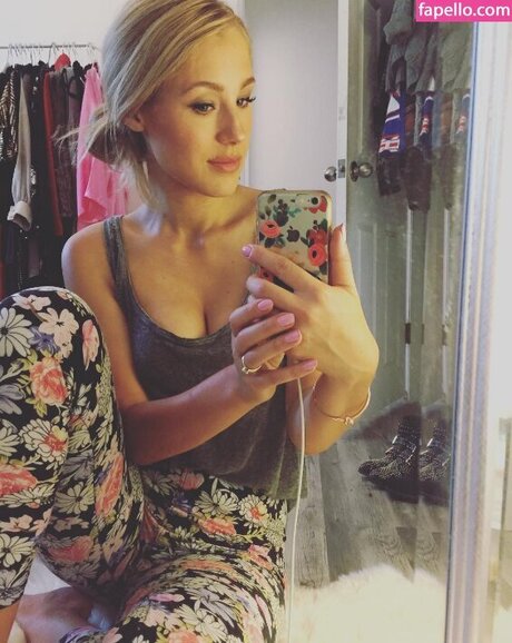 Lisa Gilroy star sex picture