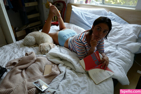 Blu Hunt nice actress img