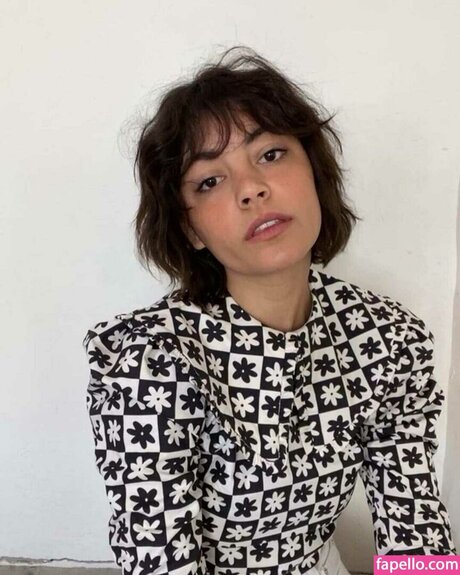 Blu Hunt model sex photos