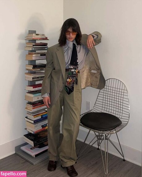 Blu Hunt adult star pictures