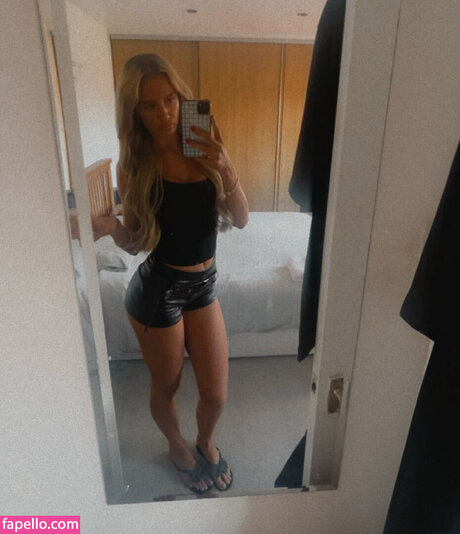 Bethany Webster model pretty pictures