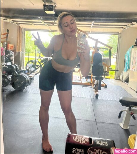 meangiamiller hd actress pic