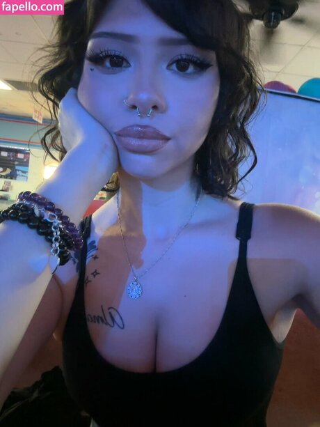 myshayla model hd photos