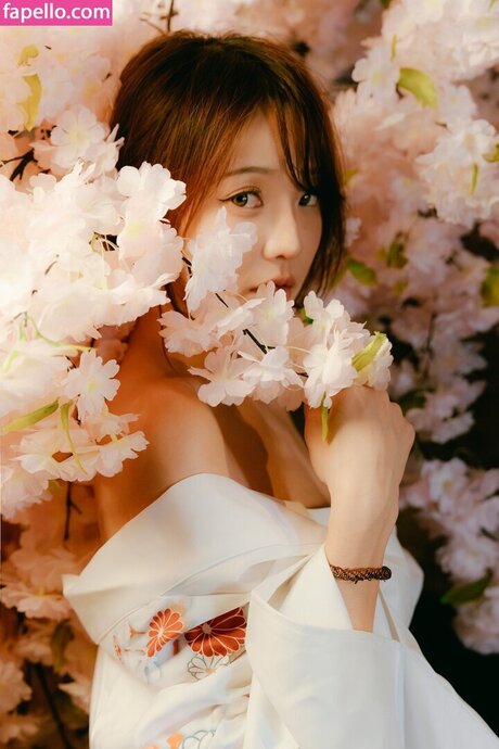 Denkakeke erotic model gallery