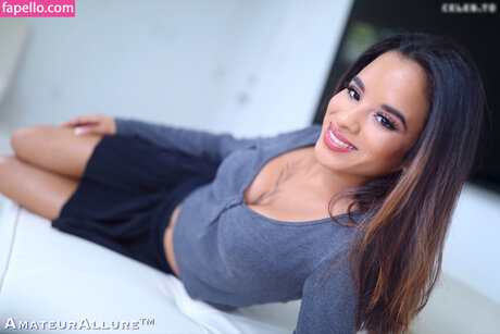 Isabella Jules hd pornstar images