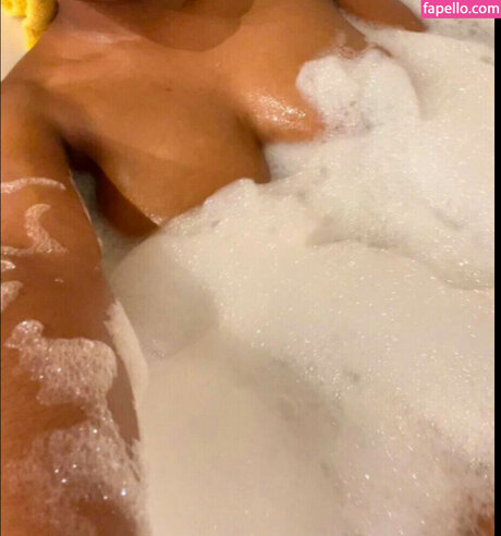 Honeypot1766 erotic star photos