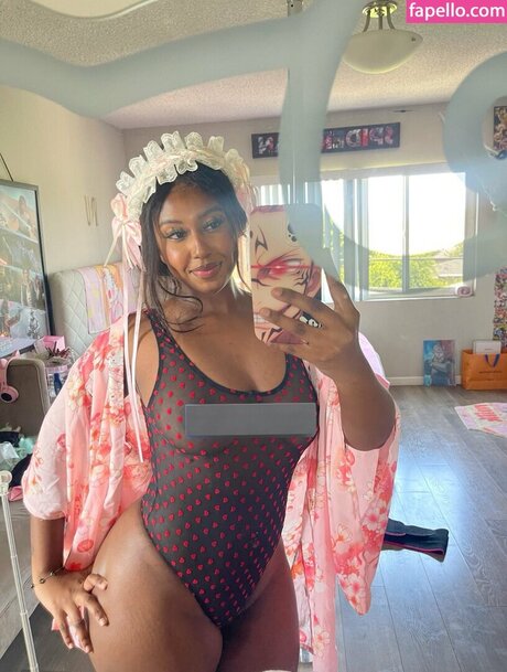 Yungnena star high quality picture